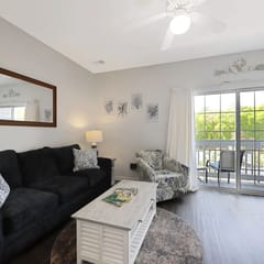 Sea Trail 2 Bd/2 Bath with pool and close to beach