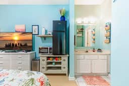 Small room in Sea Trail Condo-Tel