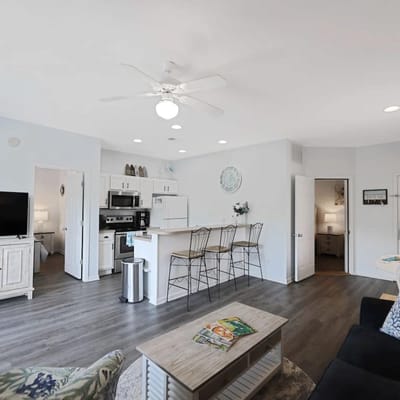 Sea Trail 2 Bd/2 Bath with pool and close to beach