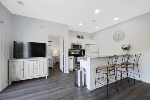 Sea Trail 2 Bd/2 Bath with pool and close to beach