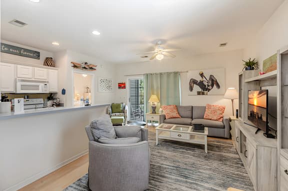 Pool, Hot tub and Beach close by : Fun & Sun in Sunset Beach